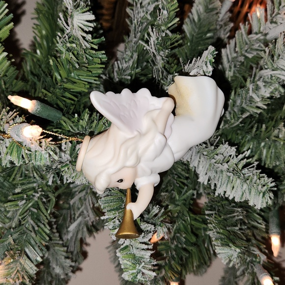 Enesco Precious Moments ornament - Picture 2 of 4